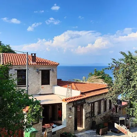 Sea View Terrace Corner Apartment-close To The Sea Apartment Áfitos